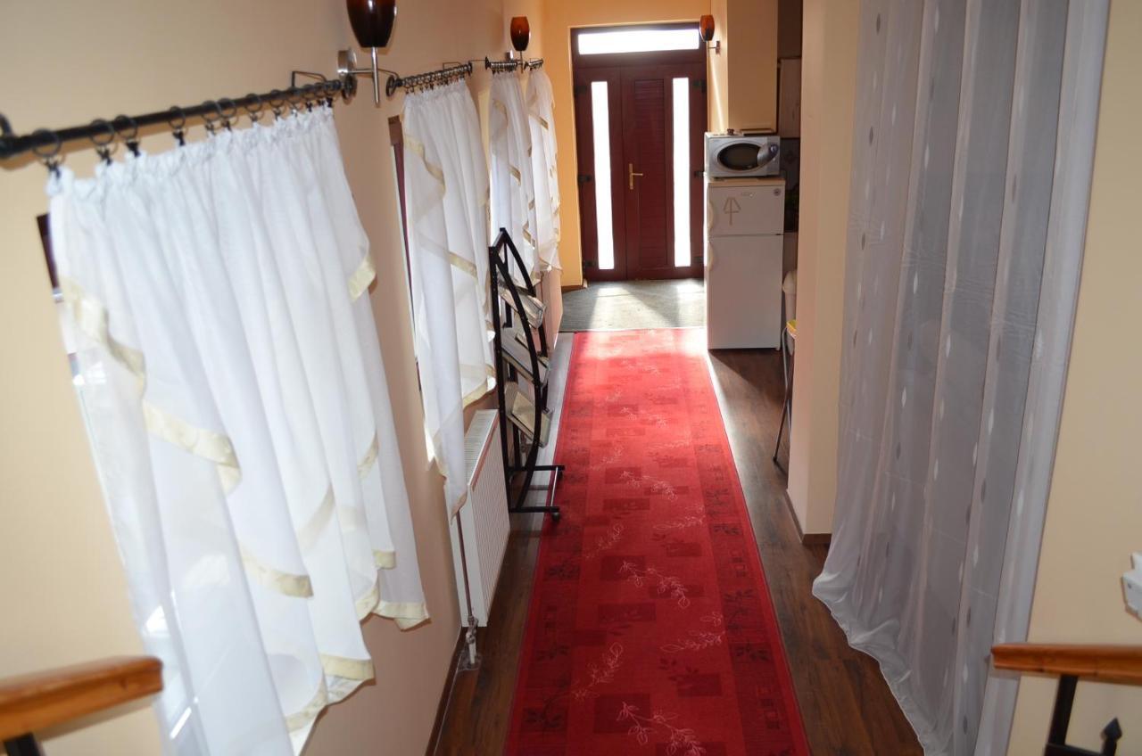 Holdfenyszallas Bed and Breakfast Szeged Buitenkant foto